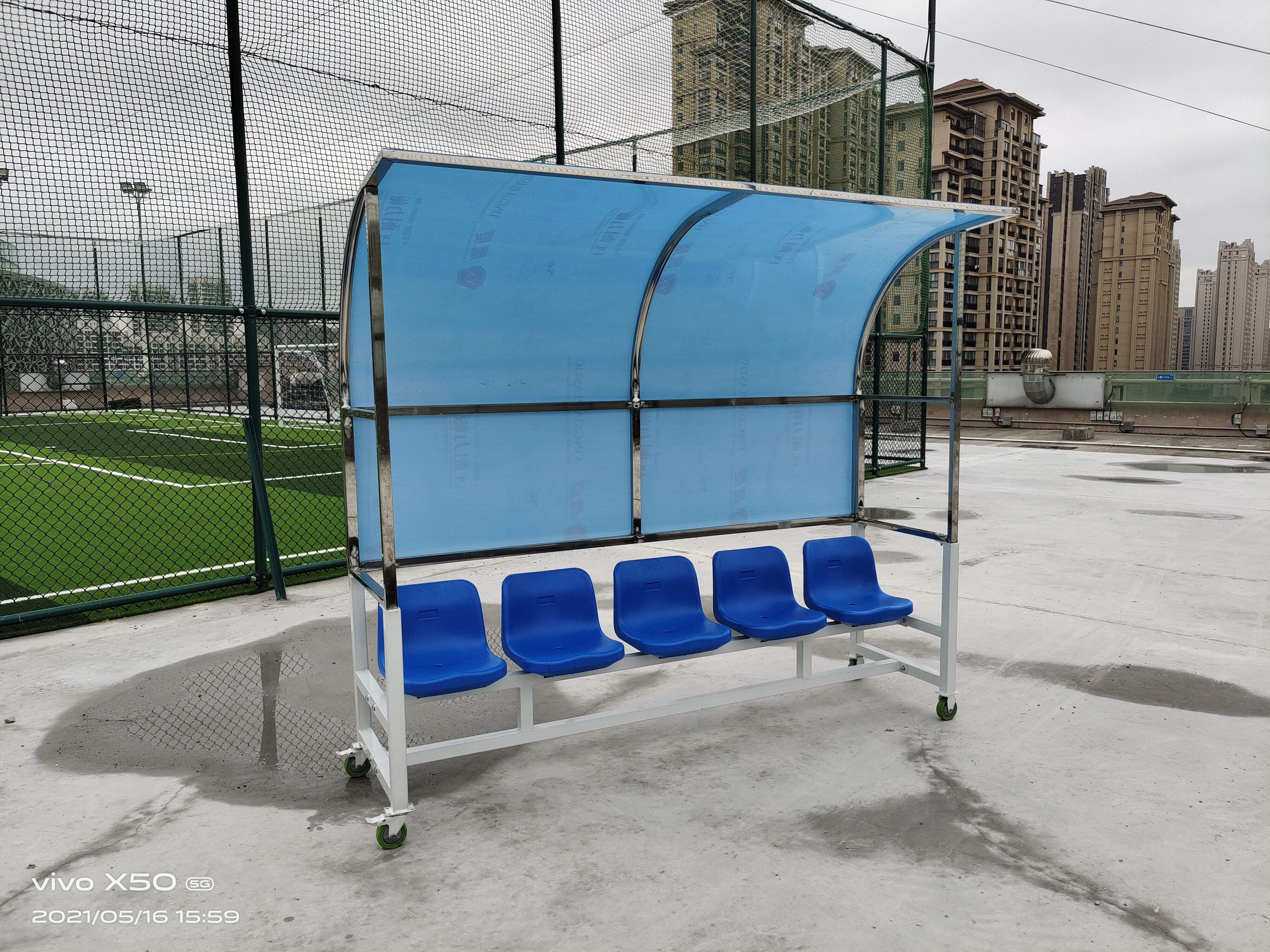 Soccer Shelter Outdoor Bleachers Steel Lightweight Soccer Football Team Shelter Player Benches Seats