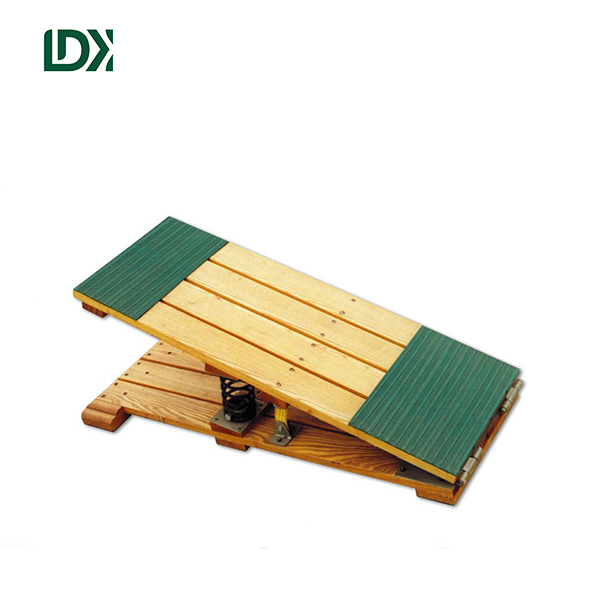 Solid wood small vaulting board gymnastics springboard