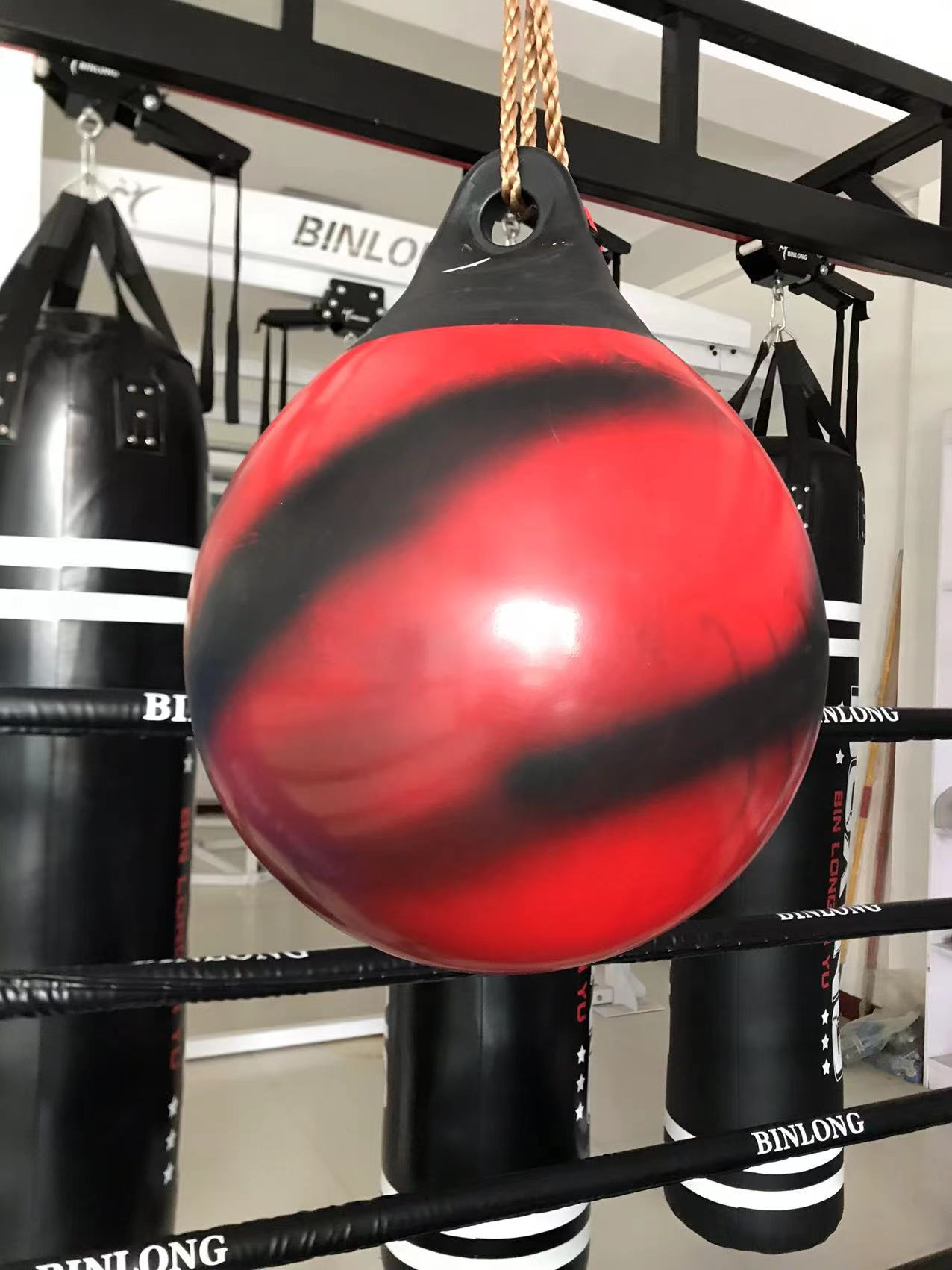 High quality Boxing Equipment Two-color Boxing Water Punchball