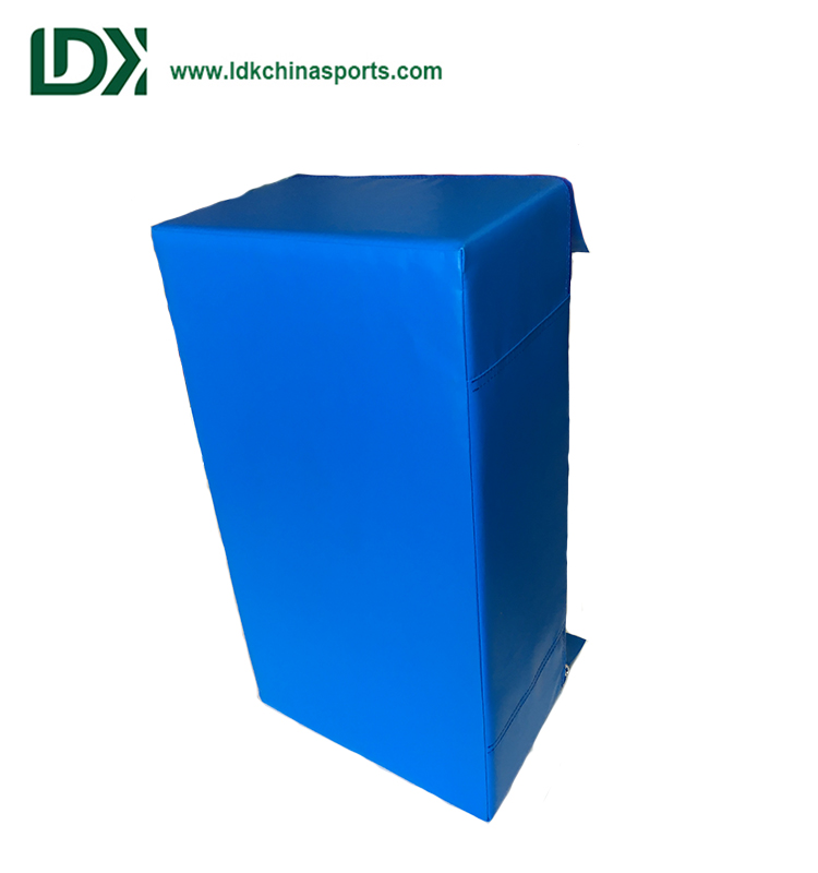 Skiing equipment ski mat safety mat