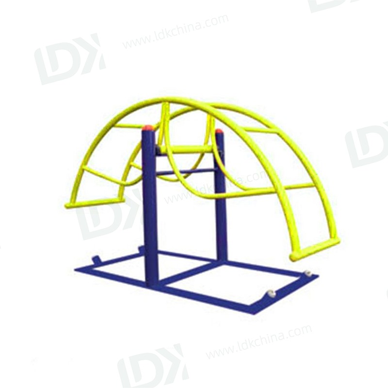 Outdoor Vertical Seesaw Equipment Manufacturer | Commercial Playground & Recreation Equipment Supplier