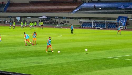 How many square feet in a football field