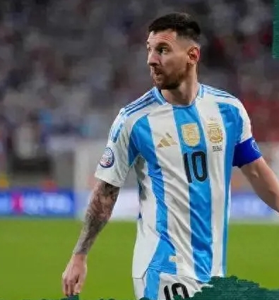 How do you play soccer step by step