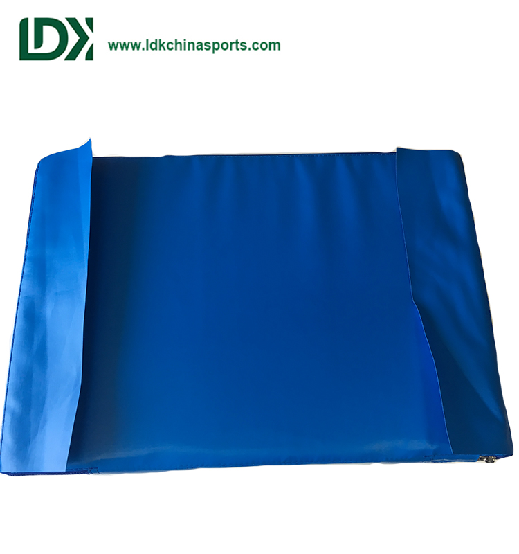 Skiing equipment ski mat safety mat