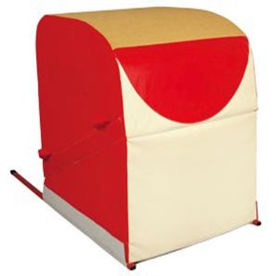 Sponge square package used for vaulting horse training