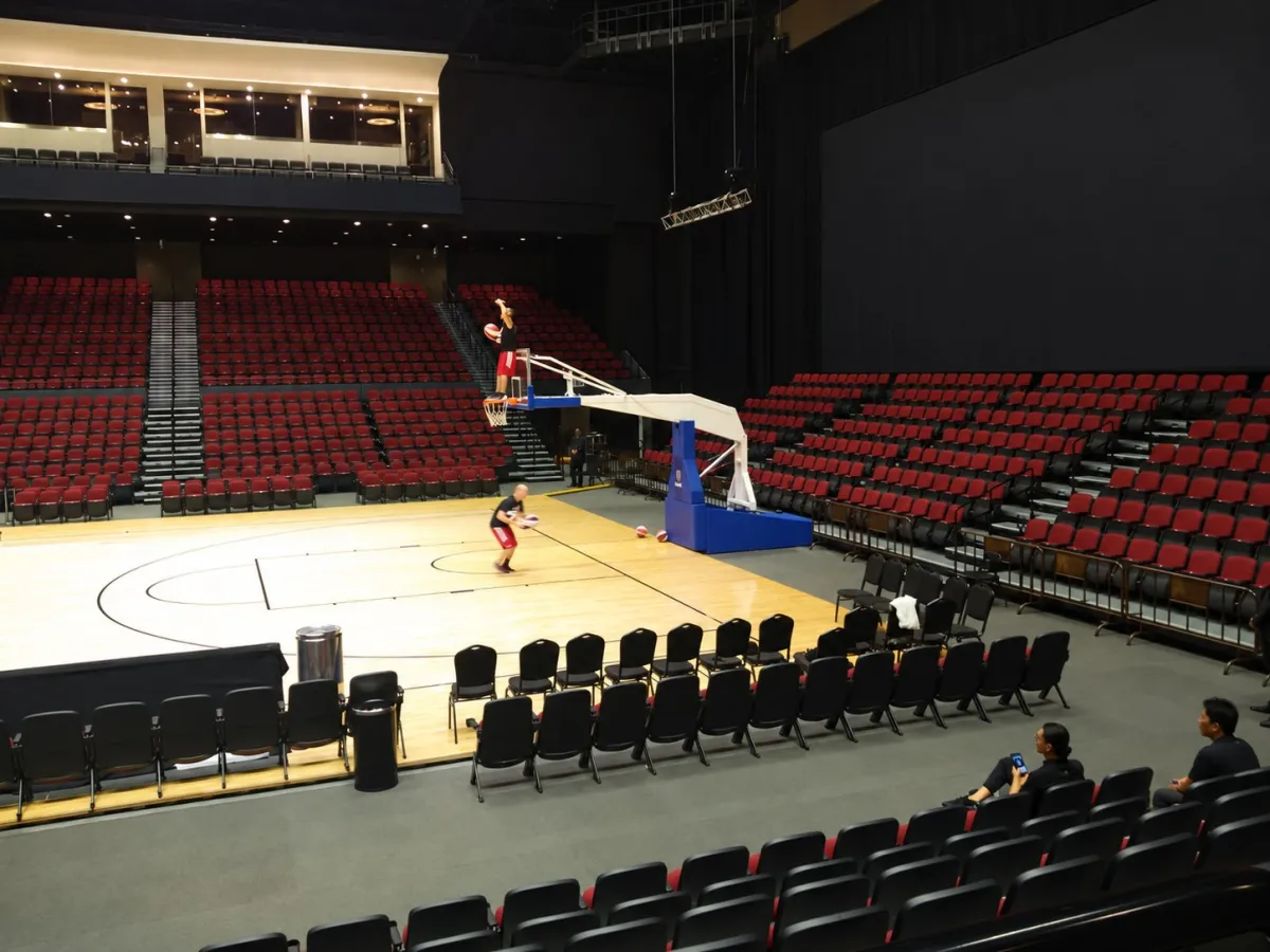 International-standard basketball competition court in Macau